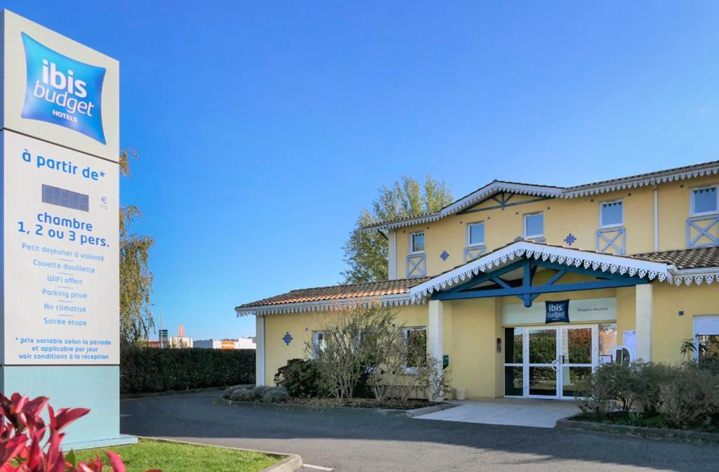 Ibis Budget Perigueux Boulazac Esterno foto